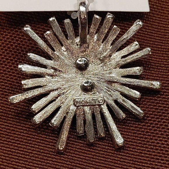 MONET Atomic Star Starburst Pendant Silver Tone Starfish - Picture 3 of 6
